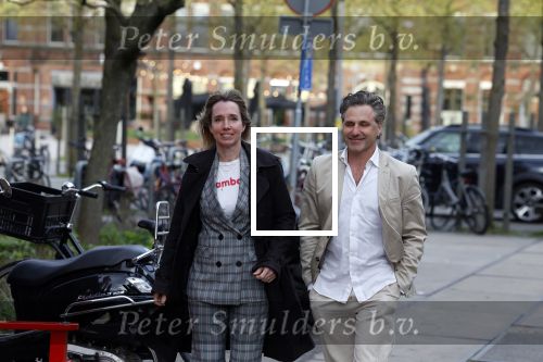 Amsterdam 24 april 2023
Premiere Zomer in Frankrijk in het ketelhuis met in de hoofdrollen oa Jasmine Sendar , Jan Kooijman , Fockeline Ouwerkerk Tjebbo Gerritsma en Marc de Cloe .
Frederik Brom met partner Nienke Romer