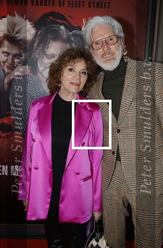 Amsterdam 21 april 2023
Premiere Sweeney Todd in het DeLaMar theater geproduceerd door Medialane.
Henriette Tol met partner