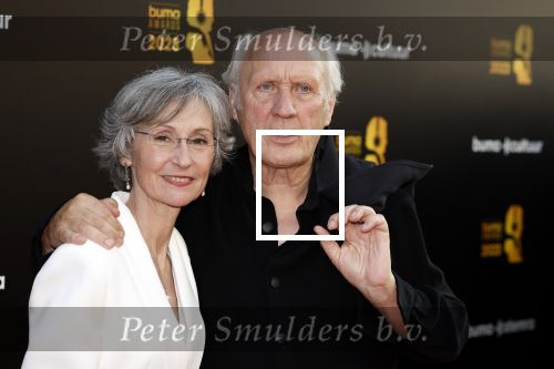 Amsterdam 22 mei 2023
Uitreiking Buma awards in Tuschinski Amsterdam.
Herman v Veen met zijn vrouw
