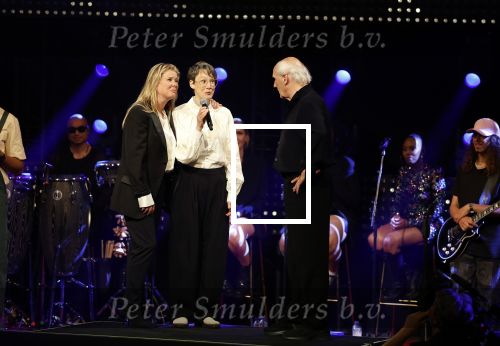 Amsterdam 22 mei 2023
Uitreiking Buma awards in Tuschinski Amsterdam.
Herman v Veen ontving uit handen van zijn dochters Babette v Veen en Anne v Veen de  lifetime Achievement award voor zijn hele carriere .Herman kwam met zijn vrouw Gaetane Bouchez.