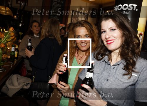 Amsterdam 20 april 2023
Presentatie  van blad de Linda in een cafe in het centrum van Amsterdam waar een bier gepresenteerd wordt. Het bier is in samenwerking met Grolsch. Ilse Warringa