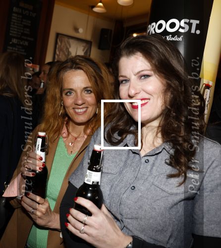 Amsterdam 20 april 2023
Presentatie  van blad de Linda in een cafe in het centrum van Amsterdam waar een bier gepresenteerd wordt. Het bier is in samenwerking met Grolsch. Ilse Warringa