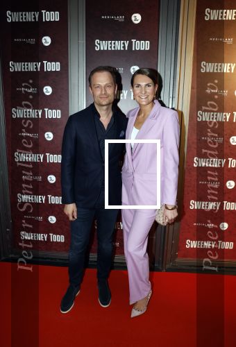Amsterdam 21 april 2023
Premiere Sweeney Todd in het DeLaMar theater geproduceerd door Medialane.
Iris v d Ende kwam met goede kennis Dennis