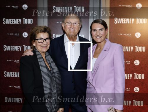 Amsterdam 21 april 2023
Premiere Sweeney Todd in het DeLaMar theater geproduceerd door Medialane.
Iris v d Ende met haar ouders Joop v d Ende en Janine v d Ende