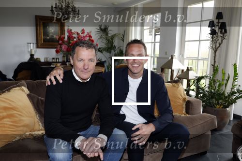 Den Bosch 24 april 2023
John de Bever en partner Kees de Bever kondigen extra concert aan en Caroline v d Plas als gast tijdens hun show in Ahoy. Ze ontvangen de pers in hun nieuwe huis / appartement.