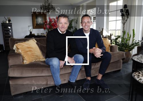 Den Bosch 24 april 2023
John de Bever en partner Kees de Bever kondigen extra concert aan en Caroline v d Plas als gast tijdens hun show in Ahoy. Ze ontvangen de pers in hun nieuwe huis / appartement.