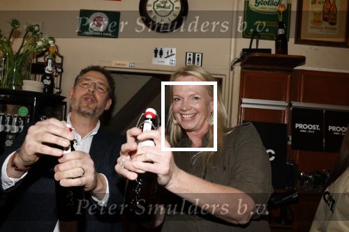 Amsterdam 20 april 2023
Presentatie  van blad de Linda in een cafe in het centrum van Amsterdam waar een bier gepresenteerd wordt. Het bier is in samenwerking met Grolsch. Karin Swerink