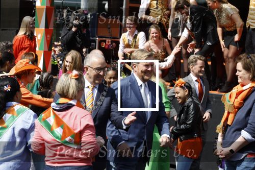 Rotterdam 27 april 2023
Koningsdag 2023 in Rotterdam met aanwezig Koning Willem Alexander, KoninginMaxima ,Prinses Amalia, Prinses Ariane ,Prins Constantijn ,Prinses Laurentien ,Prins Maurits ,Prinses Marilene ,Prins Bernhard ,Prinses Annette ,Prins Floris ,Prinses Aimee ,Prins Pieter Christiaan, en Prinses Anita .
Burgemeester Aboutaleb is de gastheer.