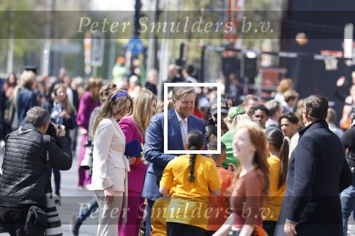 Rotterdam 27 april 2023
Koningsdag 2023 in Rotterdam met aanwezig Koning Willem Alexander, KoninginMaxima ,Prinses Amalia, Prinses Ariane ,Prins Constantijn ,Prinses Laurentien ,Prins Maurits ,Prinses Marilene ,Prins Bernhard ,Prinses Annette ,Prins Floris ,Prinses Aimee ,Prins Pieter Christiaan, en Prinses Anita .
Burgemeester Aboutaleb is de gastheer.