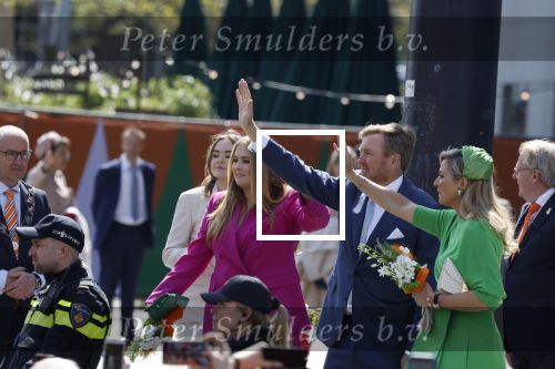 Rotterdam 27 april 2023
Koningsdag 2023 in Rotterdam met aanwezig Koning Willem Alexander, KoninginMaxima ,Prinses Amalia, Prinses Ariane ,Prins Constantijn ,Prinses Laurentien ,Prins Maurits ,Prinses Marilene ,Prins Bernhard ,Prinses Annette ,Prins Floris ,Prinses Aimee ,Prins Pieter Christiaan, en Prinses Anita .
Burgemeester Aboutaleb is de gastheer.