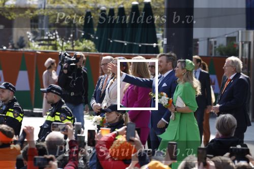 Rotterdam 27 april 2023
Koningsdag 2023 in Rotterdam met aanwezig Koning Willem Alexander, KoninginMaxima ,Prinses Amalia, Prinses Ariane ,Prins Constantijn ,Prinses Laurentien ,Prins Maurits ,Prinses Marilene ,Prins Bernhard ,Prinses Annette ,Prins Floris ,Prinses Aimee ,Prins Pieter Christiaan, en Prinses Anita .
Burgemeester Aboutaleb is de gastheer.