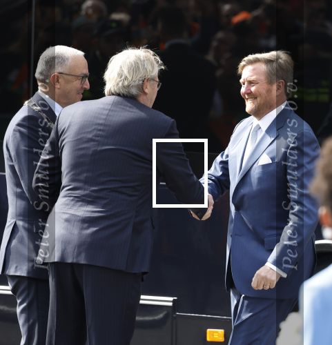 Rotterdam 27 april 2023
Koningsdag 2023 in Rotterdam met aanwezig Koning Willem Alexander, KoninginMaxima ,Prinses Amalia, Prinses Ariane ,Prins Constantijn ,Prinses Laurentien ,Prins Maurits ,Prinses Marilene ,Prins Bernhard ,Prinses Annette ,Prins Floris ,Prinses Aimee ,Prins Pieter Christiaan, en Prinses Anita .
Burgemeester Aboutaleb is de gastheer.