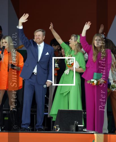 Rotterdam 27 april 2023
Koningsdag 2023 in Rotterdam met aanwezig Koning Willem Alexander, KoninginMaxima ,Prinses Amalia, Prinses Ariane ,Prins Constantijn ,Prinses Laurentien ,Prins Maurits ,Prinses Marilene ,Prins Bernhard ,Prinses Annette ,Prins Floris ,Prinses Aimee ,Prins Pieter Christiaan, en Prinses Anita .
Burgemeester Aboutaleb is de gastheer. Optreden van Lee Towers Davina Michelle en Ronnie Flex.