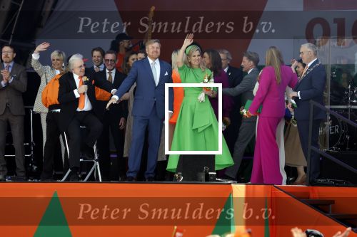 Rotterdam 27 april 2023
Koningsdag 2023 in Rotterdam met aanwezig Koning Willem Alexander, KoninginMaxima ,Prinses Amalia, Prinses Ariane ,Prins Constantijn ,Prinses Laurentien ,Prins Maurits ,Prinses Marilene ,Prins Bernhard ,Prinses Annette ,Prins Floris ,Prinses Aimee ,Prins Pieter Christiaan, en Prinses Anita .
Burgemeester Aboutaleb is de gastheer. Optreden van Lee Towers Davina Michelle en Ronnie Flex.
