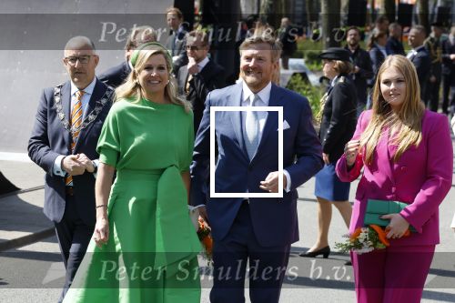 Rotterdam 27 april 2023
Koningsdag 2023 in Rotterdam met aanwezig Koning Willem Alexander, KoninginMaxima ,Prinses Amalia, Prinses Ariane ,Prins Constantijn ,Prinses Laurentien ,Prins Maurits ,Prinses Marilene ,Prins Bernhard ,Prinses Annette ,Prins Floris ,Prinses Aimee ,Prins Pieter Christiaan, en Prinses Anita .
Burgemeester Aboutaleb is de gastheer.