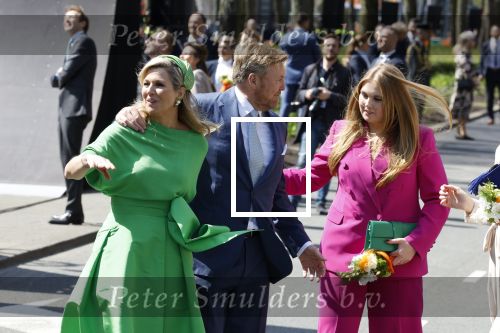 Rotterdam 27 april 2023
Koningsdag 2023 in Rotterdam met aanwezig Koning Willem Alexander, KoninginMaxima ,Prinses Amalia, Prinses Ariane ,Prins Constantijn ,Prinses Laurentien ,Prins Maurits ,Prinses Marilene ,Prins Bernhard ,Prinses Annette ,Prins Floris ,Prinses Aimee ,Prins Pieter Christiaan, en Prinses Anita .
Burgemeester Aboutaleb is de gastheer.