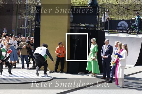 Rotterdam 27 april 2023
Koningsdag 2023 in Rotterdam met aanwezig Koning Willem Alexander, KoninginMaxima ,Prinses Amalia, Prinses Ariane ,Prins Constantijn ,Prinses Laurentien ,Prins Maurits ,Prinses Marilene ,Prins Bernhard ,Prinses Annette ,Prins Floris ,Prinses Aimee ,Prins Pieter Christiaan, en Prinses Anita .
Burgemeester Aboutaleb is de gastheer.