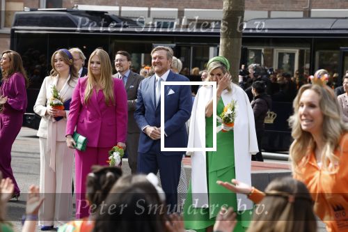 Rotterdam 27 april 2023
Koningsdag 2023 in Rotterdam met aanwezig Koning Willem Alexander, KoninginMaxima ,Prinses Amalia, Prinses Ariane ,Prins Constantijn ,Prinses Laurentien ,Prins Maurits ,Prinses Marilene ,Prins Bernhard ,Prinses Annette ,Prins Floris ,Prinses Aimee ,Prins Pieter Christiaan, en Prinses Anita .
Burgemeester Aboutaleb is de gastheer.