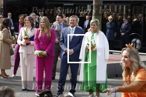 Rotterdam 27 april 2023
Koningsdag 2023 in Rotterdam met aanwezig Koning Willem Alexander, KoninginMaxima ,Prinses Amalia, Prinses Ariane ,Prins Constantijn ,Prinses Laurentien ,Prins Maurits ,Prinses Marilene ,Prins Bernhard ,Prinses Annette ,Prins Floris ,Prinses Aimee ,Prins Pieter Christiaan, en Prinses Anita .
Burgemeester Aboutaleb is de gastheer.