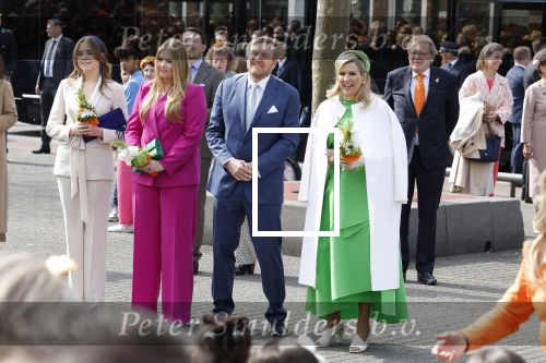 Rotterdam 27 april 2023
Koningsdag 2023 in Rotterdam met aanwezig Koning Willem Alexander, KoninginMaxima ,Prinses Amalia, Prinses Ariane ,Prins Constantijn ,Prinses Laurentien ,Prins Maurits ,Prinses Marilene ,Prins Bernhard ,Prinses Annette ,Prins Floris ,Prinses Aimee ,Prins Pieter Christiaan, en Prinses Anita .
Burgemeester Aboutaleb is de gastheer.