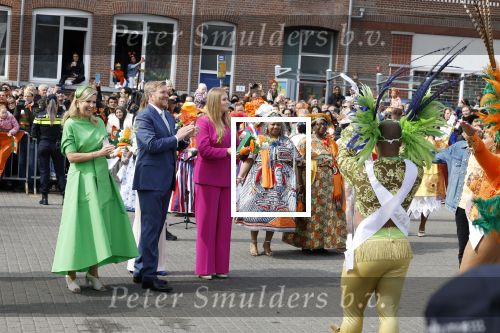 Rotterdam 27 april 2023
Koningsdag 2023 in Rotterdam met aanwezig Koning Willem Alexander, KoninginMaxima ,Prinses Amalia, Prinses Ariane ,Prins Constantijn ,Prinses Laurentien ,Prins Maurits ,Prinses Marilene ,Prins Bernhard ,Prinses Annette ,Prins Floris ,Prinses Aimee ,Prins Pieter Christiaan, en Prinses Anita .
Burgemeester Aboutaleb is de gastheer.