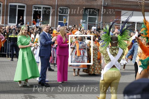 Rotterdam 27 april 2023
Koningsdag 2023 in Rotterdam met aanwezig Koning Willem Alexander, KoninginMaxima ,Prinses Amalia, Prinses Ariane ,Prins Constantijn ,Prinses Laurentien ,Prins Maurits ,Prinses Marilene ,Prins Bernhard ,Prinses Annette ,Prins Floris ,Prinses Aimee ,Prins Pieter Christiaan, en Prinses Anita .
Burgemeester Aboutaleb is de gastheer.