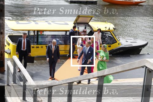 Rotterdam 27 april 2023
Koningsdag 2023 in Rotterdam met aanwezig Koning Willem Alexander, KoninginMaxima ,Prinses Amalia, Prinses Ariane ,Prins Constantijn ,Prinses Laurentien ,Prins Maurits ,Prinses Marilene ,Prins Bernhard ,Prinses Annette ,Prins Floris ,Prinses Aimee ,Prins Pieter Christiaan, en Prinses Anita .
Burgemeester Aboutaleb is de gastheer.
