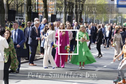 Rotterdam 27 april 2023
Koningsdag 2023 in Rotterdam met aanwezig Koning Willem Alexander, KoninginMaxima ,Prinses Amalia, Prinses Ariane ,Prins Constantijn ,Prinses Laurentien ,Prins Maurits ,Prinses Marilene ,Prins Bernhard ,Prinses Annette ,Prins Floris ,Prinses Aimee ,Prins Pieter Christiaan, en Prinses Anita .
Burgemeester Aboutaleb is de gastheer.
