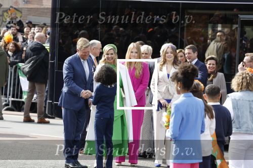 Rotterdam 27 april 2023
Koningsdag 2023 in Rotterdam met aanwezig Koning Willem Alexander, KoninginMaxima ,Prinses Amalia, Prinses Ariane ,Prins Constantijn ,Prinses Laurentien ,Prins Maurits ,Prinses Marilene ,Prins Bernhard ,Prinses Annette ,Prins Floris ,Prinses Aimee ,Prins Pieter Christiaan, en Prinses Anita .
Burgemeester Aboutaleb is de gastheer.