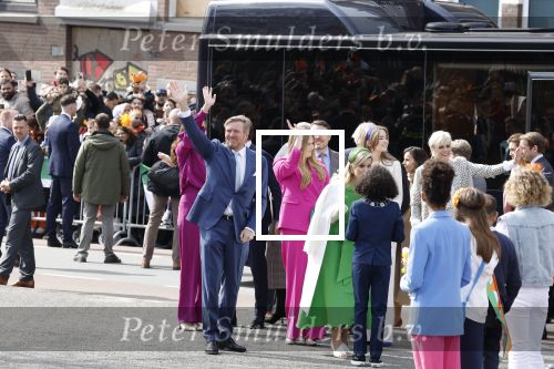 Rotterdam 27 april 2023
Koningsdag 2023 in Rotterdam met aanwezig Koning Willem Alexander, KoninginMaxima ,Prinses Amalia, Prinses Ariane ,Prins Constantijn ,Prinses Laurentien ,Prins Maurits ,Prinses Marilene ,Prins Bernhard ,Prinses Annette ,Prins Floris ,Prinses Aimee ,Prins Pieter Christiaan, en Prinses Anita .
Burgemeester Aboutaleb is de gastheer.