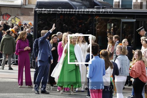 Rotterdam 27 april 2023
Koningsdag 2023 in Rotterdam met aanwezig Koning Willem Alexander, KoninginMaxima ,Prinses Amalia, Prinses Ariane ,Prins Constantijn ,Prinses Laurentien ,Prins Maurits ,Prinses Marilene ,Prins Bernhard ,Prinses Annette ,Prins Floris ,Prinses Aimee ,Prins Pieter Christiaan, en Prinses Anita .
Burgemeester Aboutaleb is de gastheer.