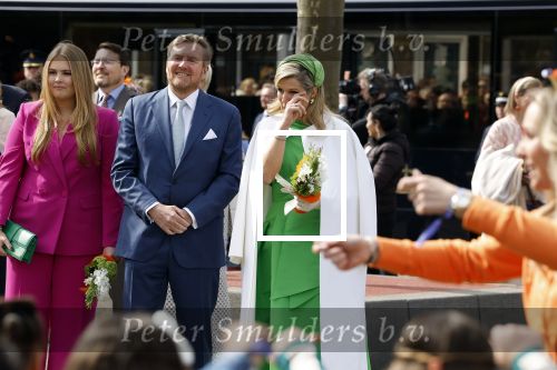Rotterdam 27 april 2023
Koningsdag 2023 in Rotterdam met aanwezig Koning Willem Alexander, KoninginMaxima ,Prinses Amalia, Prinses Ariane ,Prins Constantijn ,Prinses Laurentien ,Prins Maurits ,Prinses Marilene ,Prins Bernhard ,Prinses Annette ,Prins Floris ,Prinses Aimee ,Prins Pieter Christiaan, en Prinses Anita .
Burgemeester Aboutaleb is de gastheer.