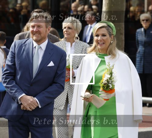 Rotterdam 27 april 2023
Koningsdag 2023 in Rotterdam met aanwezig Koning Willem Alexander, KoninginMaxima ,Prinses Amalia, Prinses Ariane ,Prins Constantijn ,Prinses Laurentien ,Prins Maurits ,Prinses Marilene ,Prins Bernhard ,Prinses Annette ,Prins Floris ,Prinses Aimee ,Prins Pieter Christiaan, en Prinses Anita .
Burgemeester Aboutaleb is de gastheer.