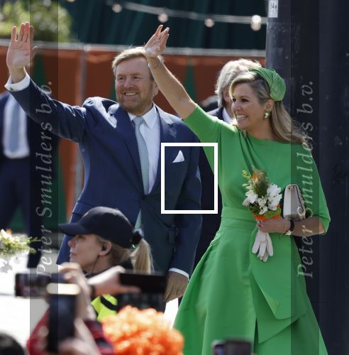 Rotterdam 27 april 2023
Koningsdag 2023 in Rotterdam met aanwezig Koning Willem Alexander, KoninginMaxima ,Prinses Amalia, Prinses Ariane ,Prins Constantijn ,Prinses Laurentien ,Prins Maurits ,Prinses Marilene ,Prins Bernhard ,Prinses Annette ,Prins Floris ,Prinses Aimee ,Prins Pieter Christiaan, en Prinses Anita .
Burgemeester Aboutaleb is de gastheer.