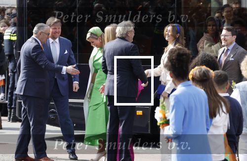 Rotterdam 27 april 2023
Koningsdag 2023 in Rotterdam met aanwezig Koning Willem Alexander, KoninginMaxima ,Prinses Amalia, Prinses Ariane ,Prins Constantijn ,Prinses Laurentien ,Prins Maurits ,Prinses Marilene ,Prins Bernhard ,Prinses Annette ,Prins Floris ,Prinses Aimee ,Prins Pieter Christiaan, en Prinses Anita .
Burgemeester Aboutaleb is de gastheer.
