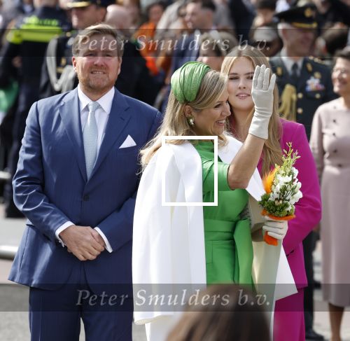 Rotterdam 27 april 2023
Koningsdag 2023 in Rotterdam met aanwezig Koning Willem Alexander, KoninginMaxima ,Prinses Amalia, Prinses Ariane ,Prins Constantijn ,Prinses Laurentien ,Prins Maurits ,Prinses Marilene ,Prins Bernhard ,Prinses Annette ,Prins Floris ,Prinses Aimee ,Prins Pieter Christiaan, en Prinses Anita .
Burgemeester Aboutaleb is de gastheer.