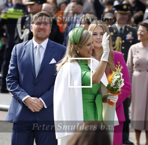 Rotterdam 27 april 2023
Koningsdag 2023 in Rotterdam met aanwezig Koning Willem Alexander, KoninginMaxima ,Prinses Amalia, Prinses Ariane ,Prins Constantijn ,Prinses Laurentien ,Prins Maurits ,Prinses Marilene ,Prins Bernhard ,Prinses Annette ,Prins Floris ,Prinses Aimee ,Prins Pieter Christiaan, en Prinses Anita .
Burgemeester Aboutaleb is de gastheer.
