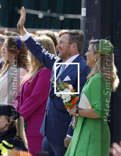 Rotterdam 27 april 2023
Koningsdag 2023 in Rotterdam met aanwezig Koning Willem Alexander, KoninginMaxima ,Prinses Amalia, Prinses Ariane ,Prins Constantijn ,Prinses Laurentien ,Prins Maurits ,Prinses Marilene ,Prins Bernhard ,Prinses Annette ,Prins Floris ,Prinses Aimee ,Prins Pieter Christiaan, en Prinses Anita .
Burgemeester Aboutaleb is de gastheer.