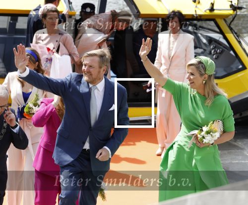 Rotterdam 27 april 2023
Koningsdag 2023 in Rotterdam met aanwezig Koning Willem Alexander, KoninginMaxima ,Prinses Amalia, Prinses Ariane ,Prins Constantijn ,Prinses Laurentien ,Prins Maurits ,Prinses Marilene ,Prins Bernhard ,Prinses Annette ,Prins Floris ,Prinses Aimee ,Prins Pieter Christiaan, en Prinses Anita .
Burgemeester Aboutaleb is de gastheer.