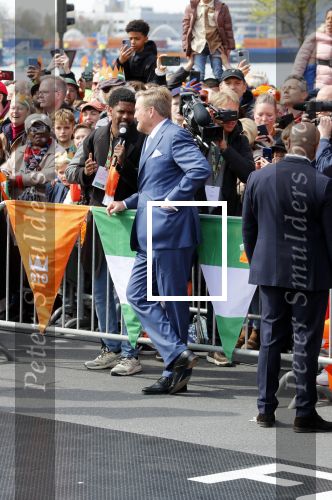 Rotterdam 27 april 2023
Koningsdag 2023 in Rotterdam met aanwezig Koning Willem Alexander, KoninginMaxima ,Prinses Amalia, Prinses Ariane ,Prins Constantijn ,Prinses Laurentien ,Prins Maurits ,Prinses Marilene ,Prins Bernhard ,Prinses Annette ,Prins Floris ,Prinses Aimee ,Prins Pieter Christiaan, en Prinses Anita .
Burgemeester Aboutaleb is de gastheer.  De Royals gaan voetballen bij Touzani