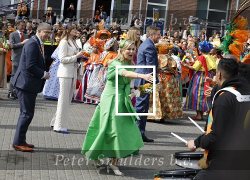 Rotterdam 27 april 2023
Koningsdag 2023 in Rotterdam met aanwezig Koning Willem Alexander, KoninginMaxima ,Prinses Amalia, Prinses Ariane ,Prins Constantijn ,Prinses Laurentien ,Prins Maurits ,Prinses Marilene ,Prins Bernhard ,Prinses Annette ,Prins Floris ,Prinses Aimee ,Prins Pieter Christiaan, en Prinses Anita .
Burgemeester Aboutaleb is de gastheer.