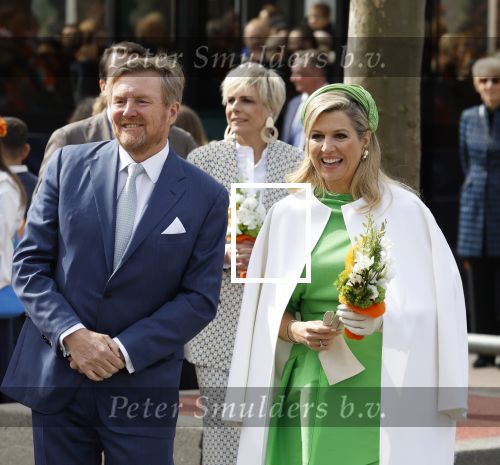 Rotterdam 27 april 2023
Koningsdag 2023 in Rotterdam met aanwezig Koning Willem Alexander, KoninginMaxima ,Prinses Amalia, Prinses Ariane ,Prins Constantijn ,Prinses Laurentien ,Prins Maurits ,Prinses Marilene ,Prins Bernhard ,Prinses Annette ,Prins Floris ,Prinses Aimee ,Prins Pieter Christiaan, en Prinses Anita .
Burgemeester Aboutaleb is de gastheer.