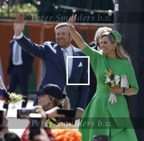 Rotterdam 27 april 2023
Koningsdag 2023 in Rotterdam met aanwezig Koning Willem Alexander, KoninginMaxima ,Prinses Amalia, Prinses Ariane ,Prins Constantijn ,Prinses Laurentien ,Prins Maurits ,Prinses Marilene ,Prins Bernhard ,Prinses Annette ,Prins Floris ,Prinses Aimee ,Prins Pieter Christiaan, en Prinses Anita .
Burgemeester Aboutaleb is de gastheer.