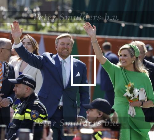 Rotterdam 27 april 2023
Koningsdag 2023 in Rotterdam met aanwezig Koning Willem Alexander, KoninginMaxima ,Prinses Amalia, Prinses Ariane ,Prins Constantijn ,Prinses Laurentien ,Prins Maurits ,Prinses Marilene ,Prins Bernhard ,Prinses Annette ,Prins Floris ,Prinses Aimee ,Prins Pieter Christiaan, en Prinses Anita .
Burgemeester Aboutaleb is de gastheer.