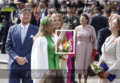 Rotterdam 27 april 2023
Koningsdag 2023 in Rotterdam met aanwezig Koning Willem Alexander, KoninginMaxima ,Prinses Amalia, Prinses Ariane ,Prins Constantijn ,Prinses Laurentien ,Prins Maurits ,Prinses Marilene ,Prins Bernhard ,Prinses Annette ,Prins Floris ,Prinses Aimee ,Prins Pieter Christiaan, en Prinses Anita .
Burgemeester Aboutaleb is de gastheer.