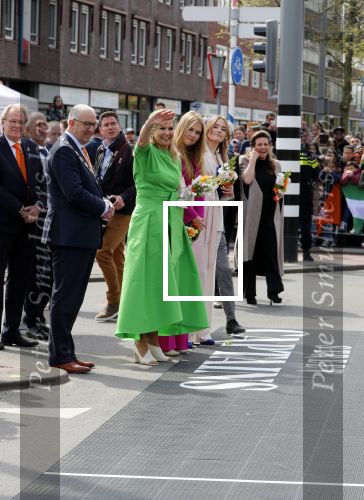 Rotterdam 27 april 2023
Koningsdag 2023 in Rotterdam met aanwezig Koning Willem Alexander, KoninginMaxima ,Prinses Amalia, Prinses Ariane ,Prins Constantijn ,Prinses Laurentien ,Prins Maurits ,Prinses Marilene ,Prins Bernhard ,Prinses Annette ,Prins Floris ,Prinses Aimee ,Prins Pieter Christiaan, en Prinses Anita .
Burgemeester Aboutaleb is de gastheer.  De Royals gaan voetballen bij Touzani