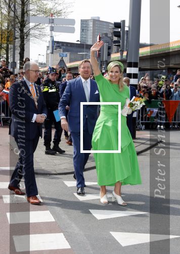 Rotterdam 27 april 2023
Koningsdag 2023 in Rotterdam met aanwezig Koning Willem Alexander, KoninginMaxima ,Prinses Amalia, Prinses Ariane ,Prins Constantijn ,Prinses Laurentien ,Prins Maurits ,Prinses Marilene ,Prins Bernhard ,Prinses Annette ,Prins Floris ,Prinses Aimee ,Prins Pieter Christiaan, en Prinses Anita .
Burgemeester Aboutaleb is de gastheer.  De Royals gaan voetballen bij Touzani