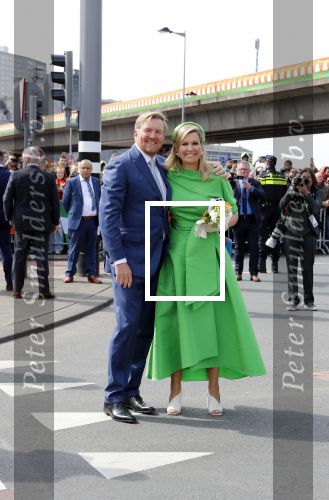 Rotterdam 27 april 2023
Koningsdag 2023 in Rotterdam met aanwezig Koning Willem Alexander, KoninginMaxima ,Prinses Amalia, Prinses Ariane ,Prins Constantijn ,Prinses Laurentien ,Prins Maurits ,Prinses Marilene ,Prins Bernhard ,Prinses Annette ,Prins Floris ,Prinses Aimee ,Prins Pieter Christiaan, en Prinses Anita .
Burgemeester Aboutaleb is de gastheer.  De Royals gaan voetballen bij Touzani