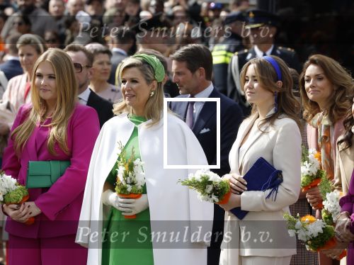 Rotterdam 27 april 2023
Koningsdag 2023 in Rotterdam met aanwezig Koning Willem Alexander, KoninginMaxima ,Prinses Amalia, Prinses Ariane ,Prins Constantijn ,Prinses Laurentien ,Prins Maurits ,Prinses Marilene ,Prins Bernhard ,Prinses Annette ,Prins Floris ,Prinses Aimee ,Prins Pieter Christiaan, en Prinses Anita .
Burgemeester Aboutaleb is de gastheer.