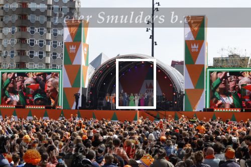 Rotterdam 27 april 2023
Koningsdag 2023 in Rotterdam met aanwezig Koning Willem Alexander, KoninginMaxima ,Prinses Amalia, Prinses Ariane ,Prins Constantijn ,Prinses Laurentien ,Prins Maurits ,Prinses Marilene ,Prins Bernhard ,Prinses Annette ,Prins Floris ,Prinses Aimee ,Prins Pieter Christiaan, en Prinses Anita .
Burgemeester Aboutaleb is de gastheer.